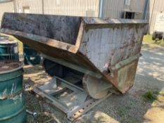 Iron Bull Self Dump Hooper with Fork Pockets, 2800 Lbs. Capacity