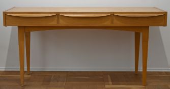 Schreibtisch Typ 602, Deutsche Werkstätten Hellerau 