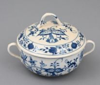 Kleine Deckelschüssel (Suppennapf) Meissen