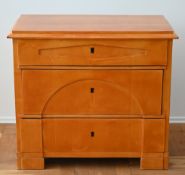 Kleine Biedermeier-Kommode