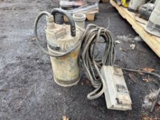 BLACK & DECKER PUMPEX 3IN., 235GPM @ 10' OF HEAD SUB PUMP, 3 PHASE WATER PUMP . Located: 710