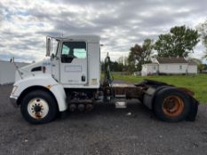 2011 KENWORTH T370 TRUCK TRACTOR VN:2XKHAN8X7BM274949 non-runner.