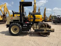 INGERSOLL RAND SD40F VIBRATORY ROLLER SN:149149 powered by John Deere diesel engine, equipped with