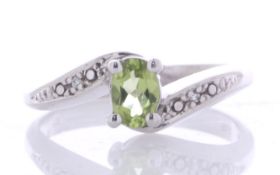9ct White Gold Diamond And Peridot Ring (P0.50) 0.01 Carats