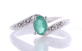 9ct White Gold Diamond And Emerald Ring (E 0.50) 0.01 Carats