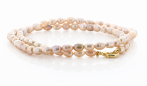 18 inch Freshwater Cultured 4.5 - 5.0mm Pearl Necklace With Gold Plated Clasp