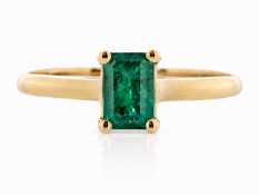 9ct Yellow Gold Single Stone Emerald Cut Emerald Ring 0.63 Carats