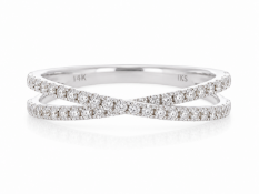 This fabulous 14ct white gold ring has two crossover diamond sections along the top, handset with