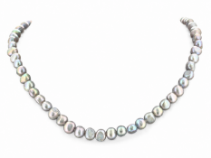 5.0 - 6.0mm baroque shaped grey pearl necklace. Pearl quality AAA. This necklace is 36 inches long.