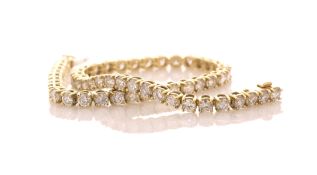 18ct Yellow Gold Tennis Diamond Bracelet 5.00 Carats