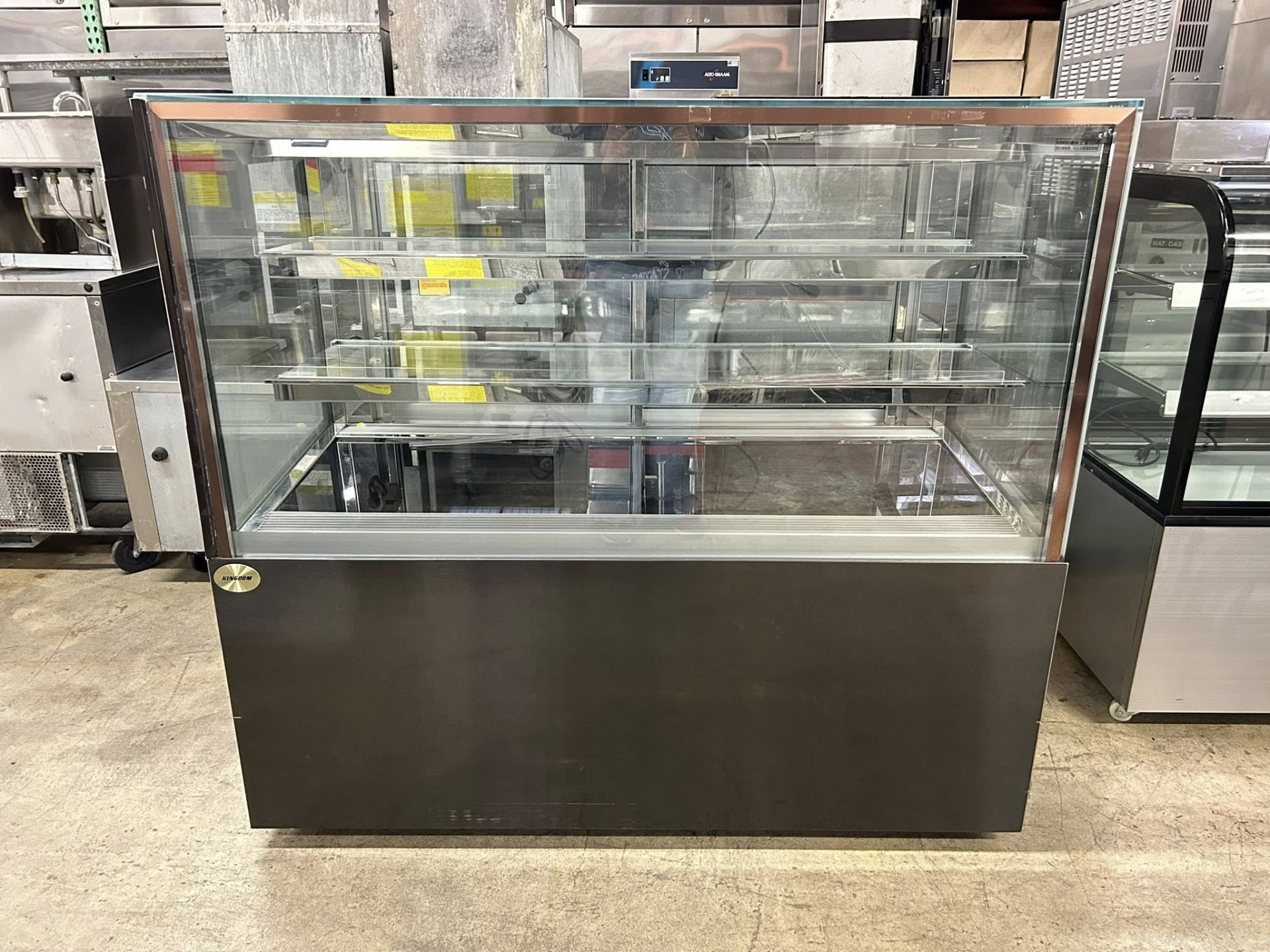 King 57" Straight Glass Refrigerated Bakery Display Case, Black - Image 2 of 8