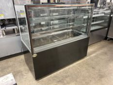 King 57" Straight Glass Refrigerated Bakery Display Case, Black