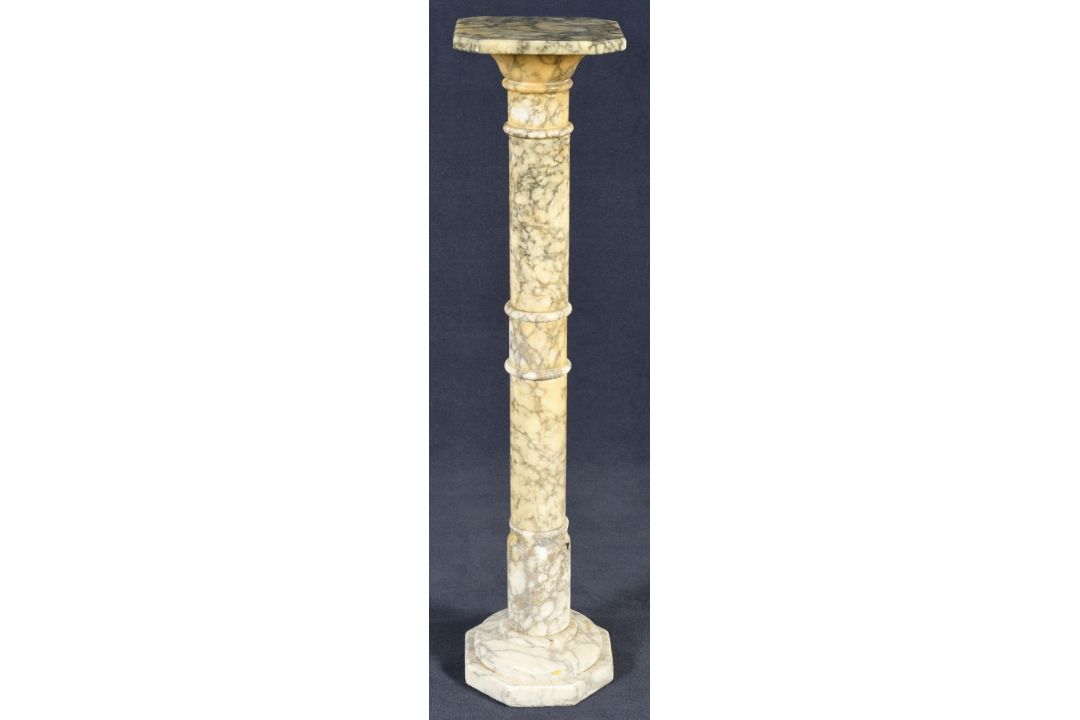 Blumensäule