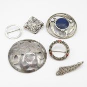 Collection of Sterling Silver Celtic Style Brooches, inc. Gemstone x 6 (42.8g)