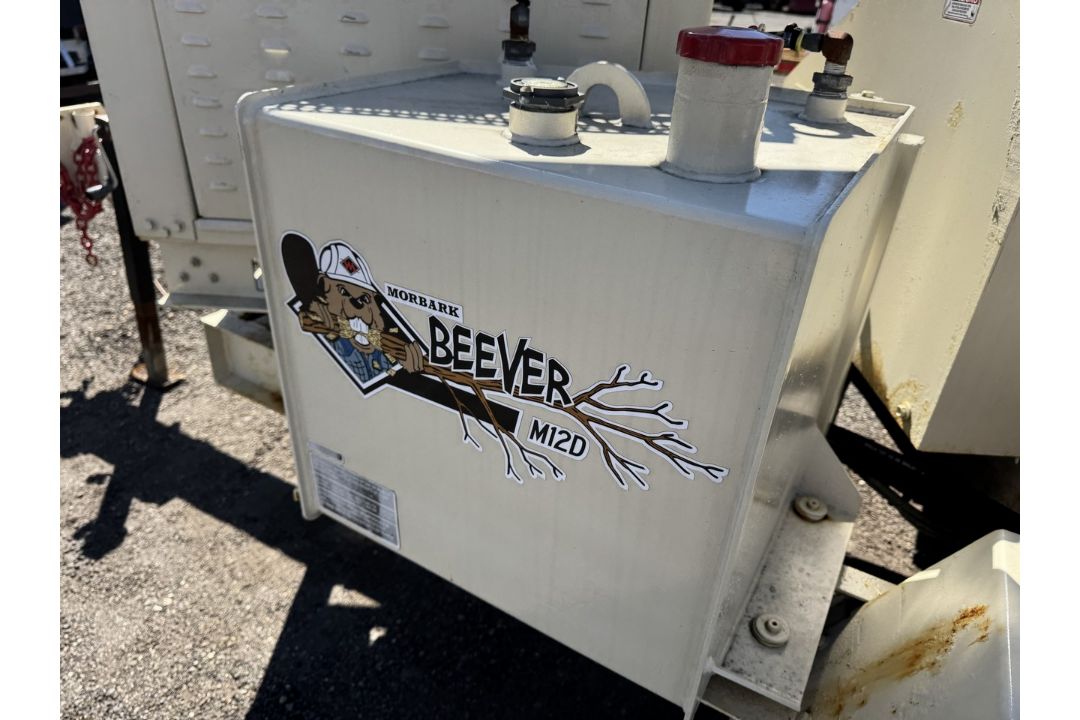 2016 Morbark Beever M12D Wood Chipper - Image 11 of 19