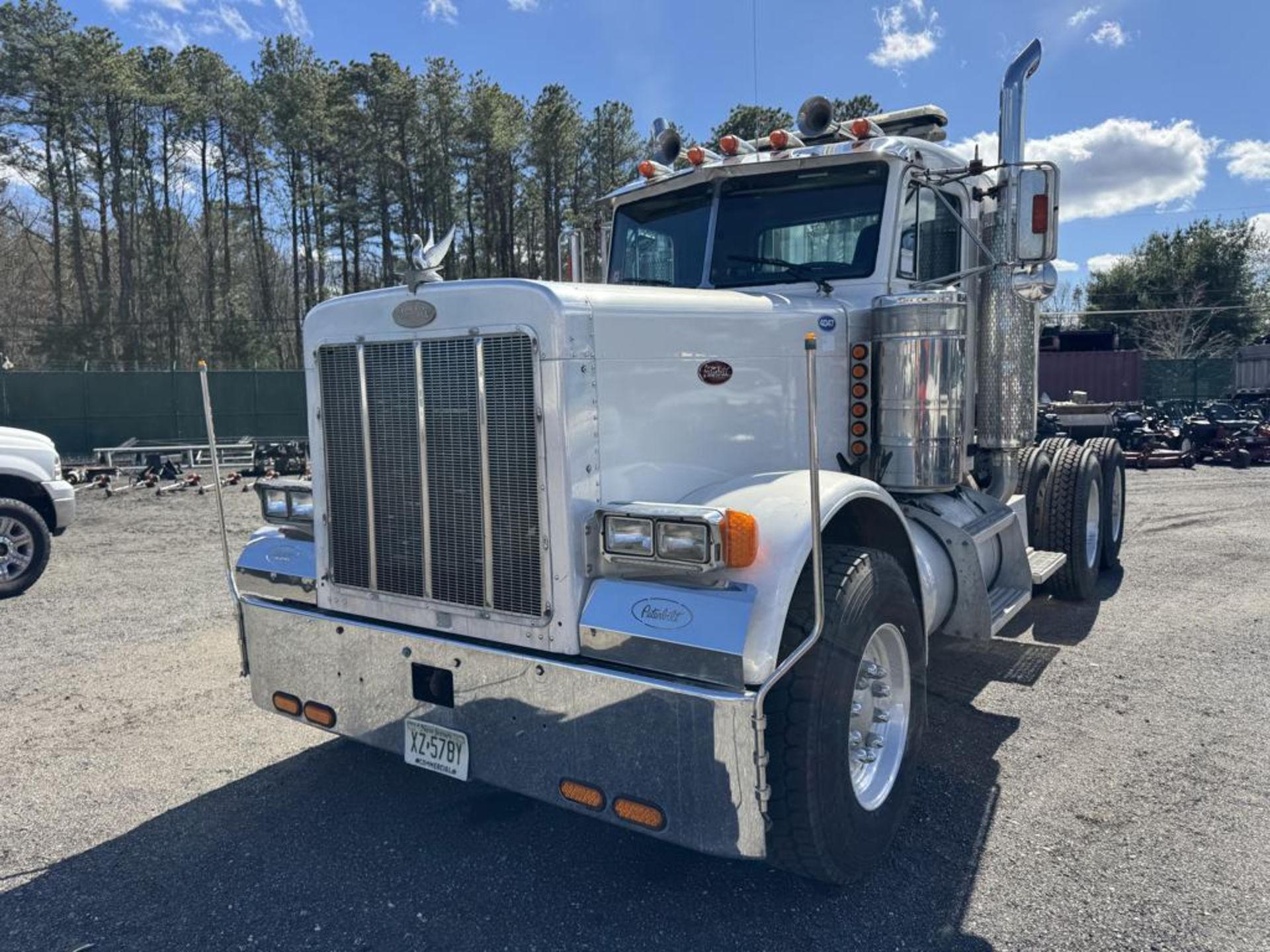 1988 Peterbilt 379 Day Cab Tandem - Image 13 of 46