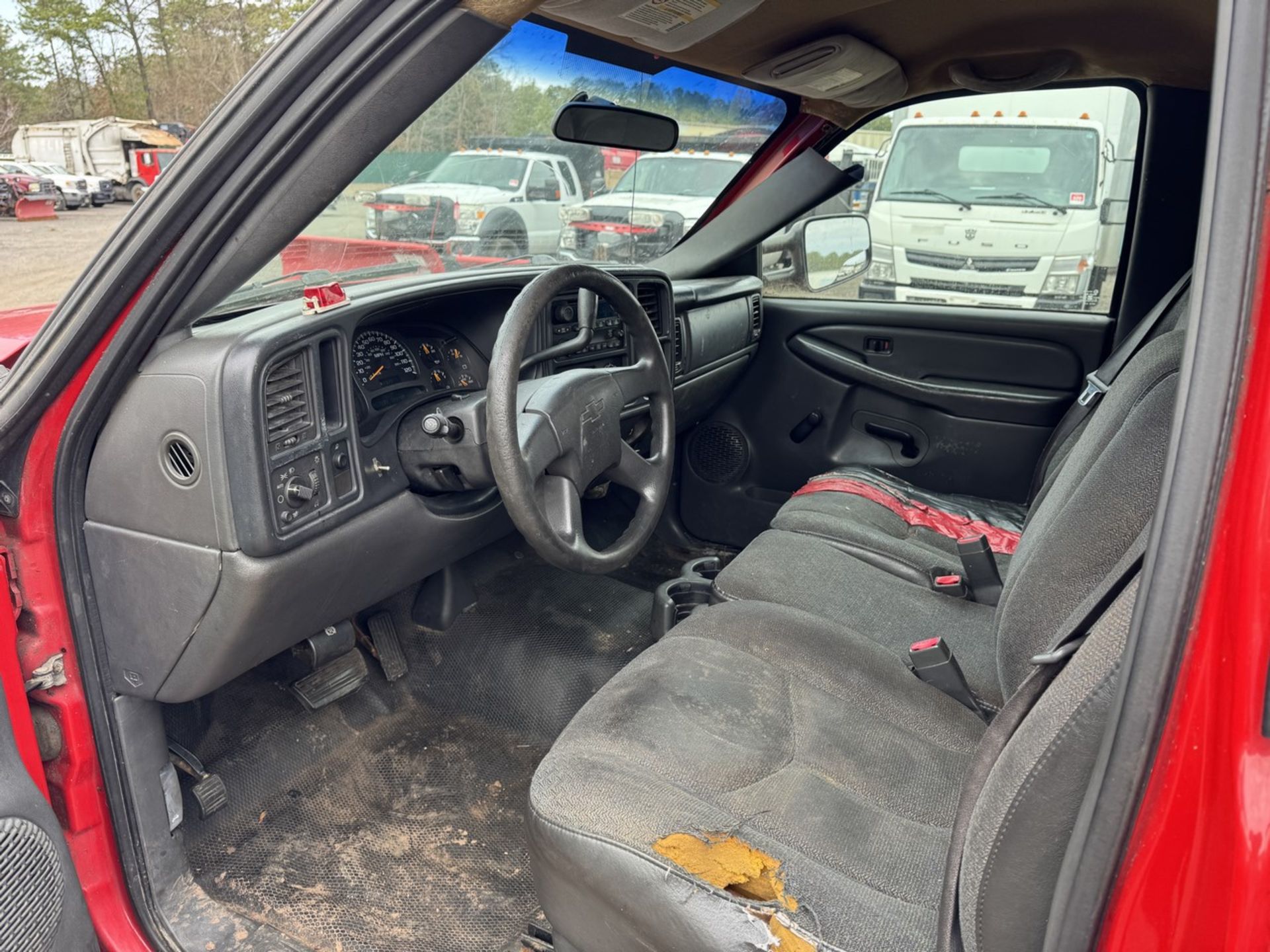 2004 Chevy Silverado 3500HD Lunch Truck - Image 24 of 28