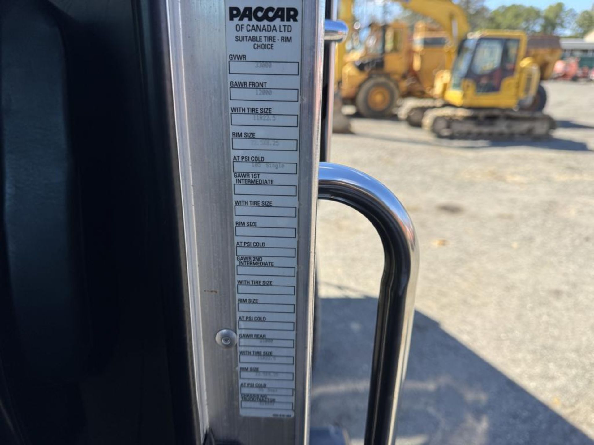 2020 Kenworth T370 Single Axle Dump 48k Original Miles - Image 42 of 46