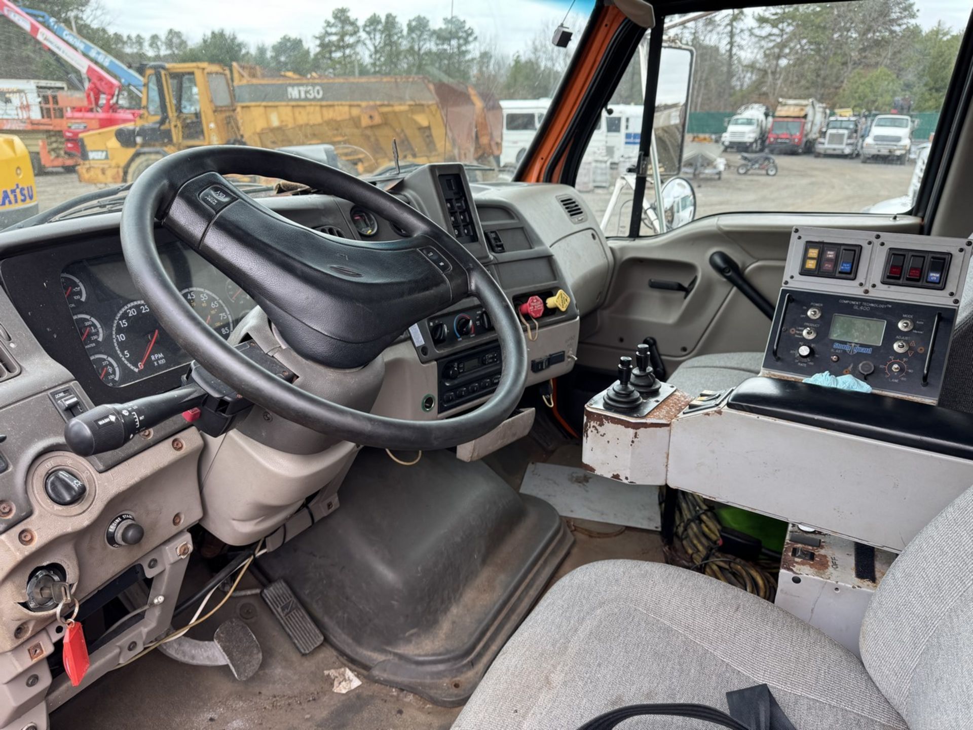 2004 Sterling Single Axle Dump (INOPERABLE) - Image 22 of 28