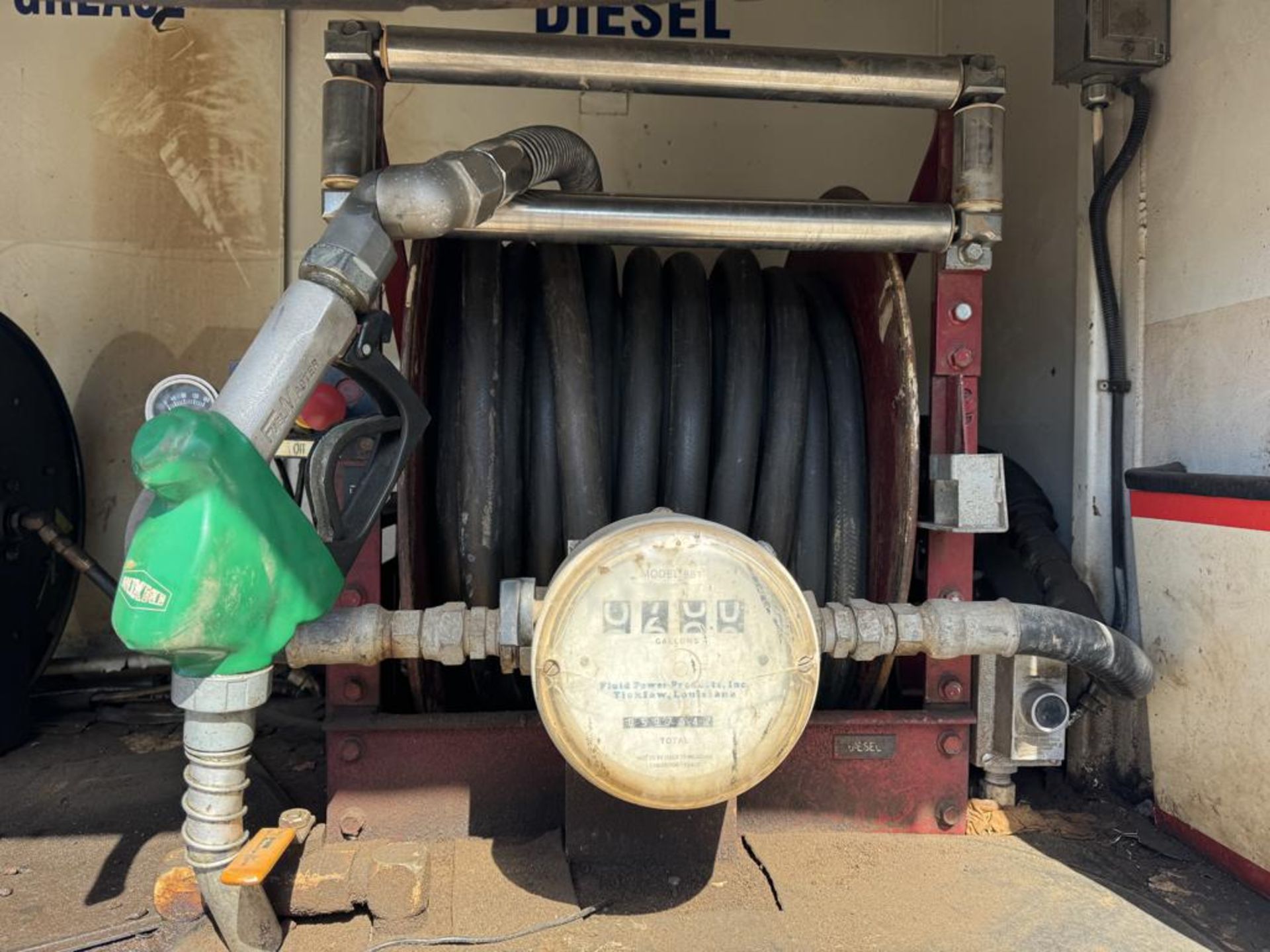 1991 GMC TopKick Lube Truck - Image 17 of 32