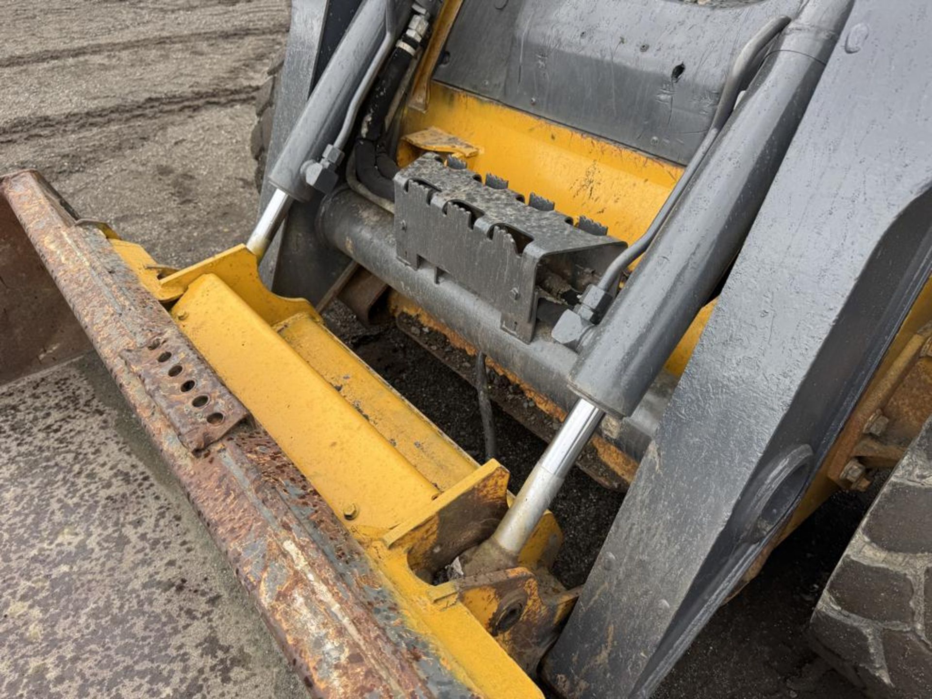 2012 John Deere 326D Skid Steer - Image 10 of 26