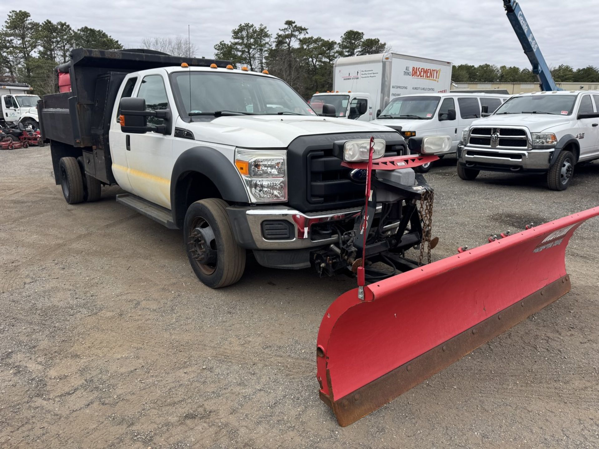 2016 Ford F-550 Mason Dump 4x4 w/ Plow and Salter - Image 17 of 39