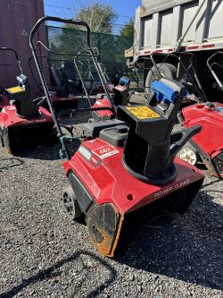 Toro Power Clear 821RC Snow Blower