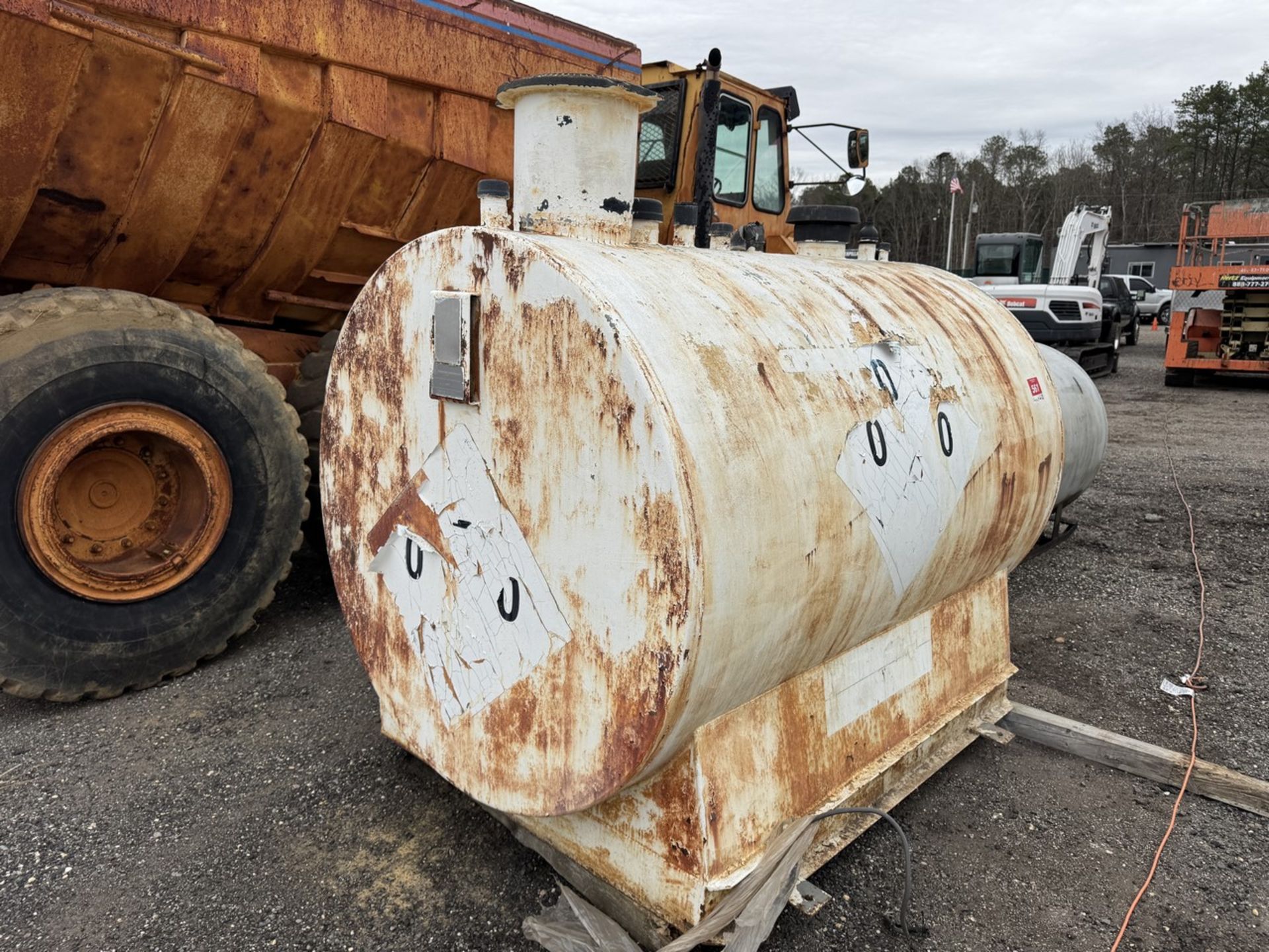 550 Gallon Explosion Proof Fuel Tank - Image 3 of 3