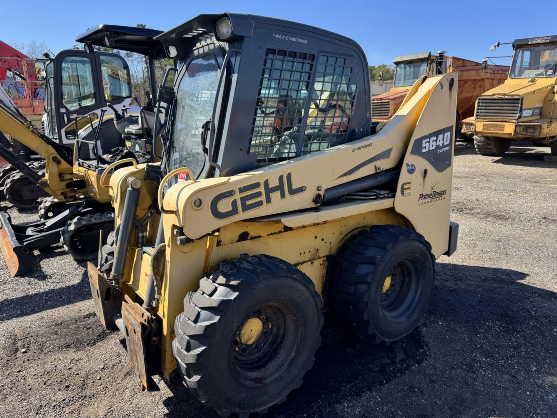 Gehl 5640 Skid Steer (INOPERABLE) - Image 6 of 21