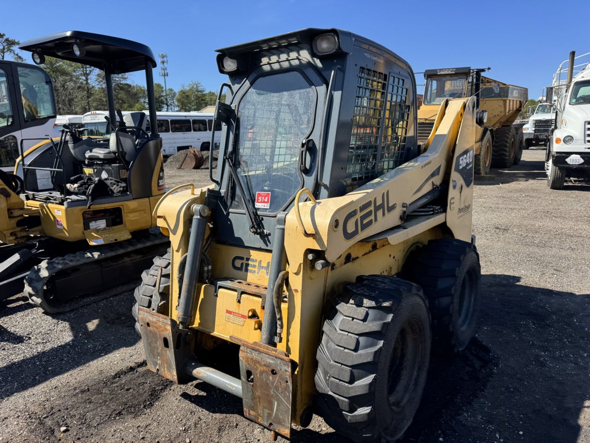 Gehl 5640 Skid Steer (INOPERABLE) - Image 5 of 21