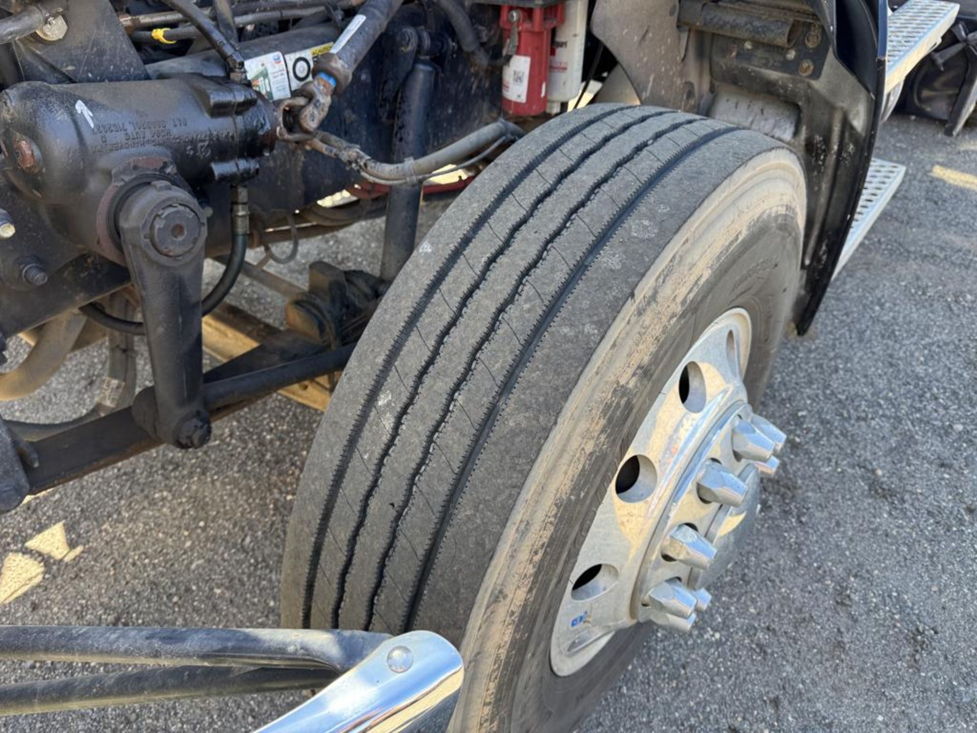 2020 Kenworth T370 Single Axle Dump 48k Original Miles - Image 32 of 46