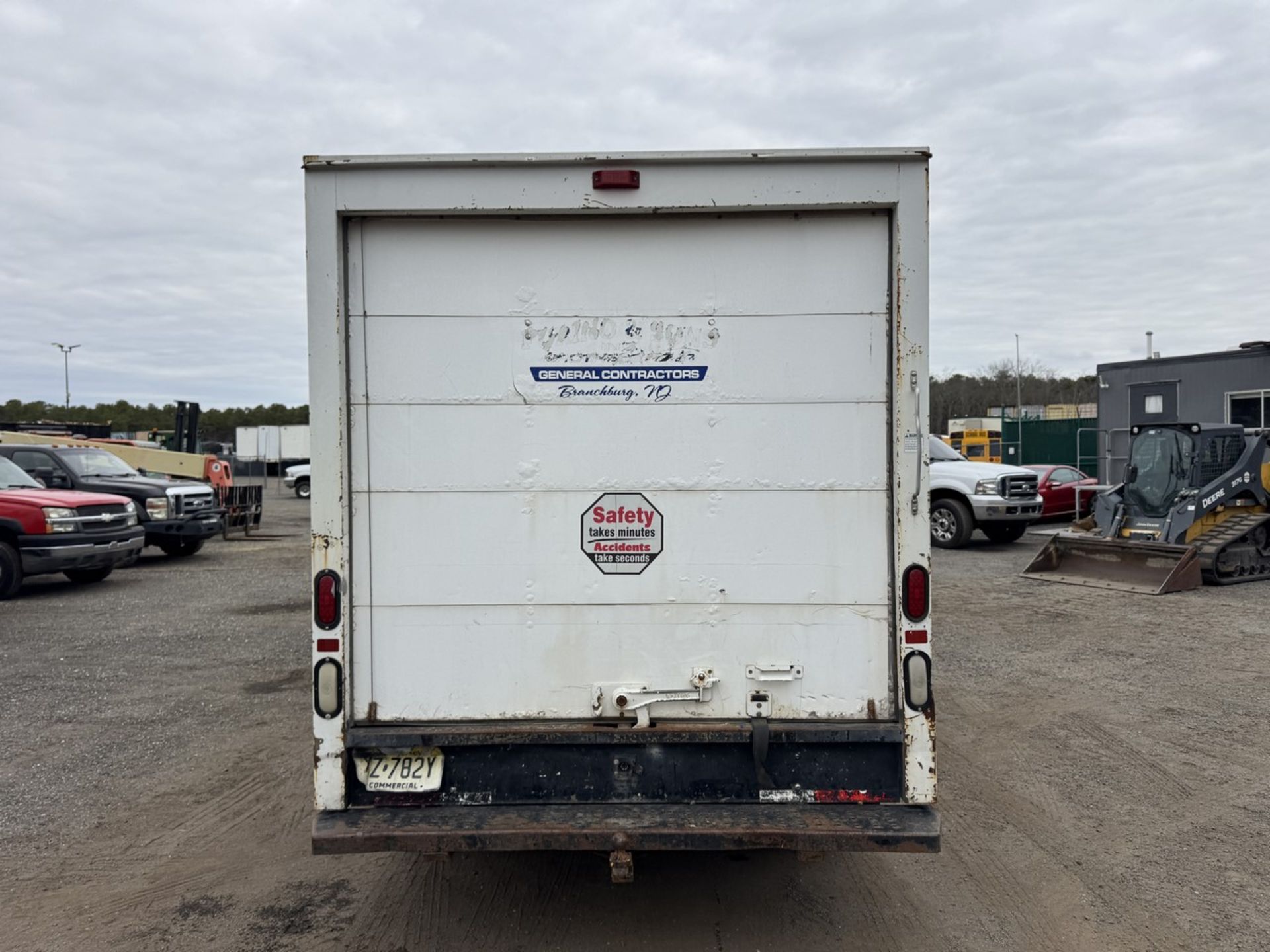 2003 GMC 2500 Box Van - Image 7 of 16