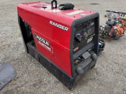 Lincoln Electric Ranger 225 Welder
