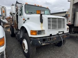 2000 International 4900 w/ Salter (INOPERABLE)