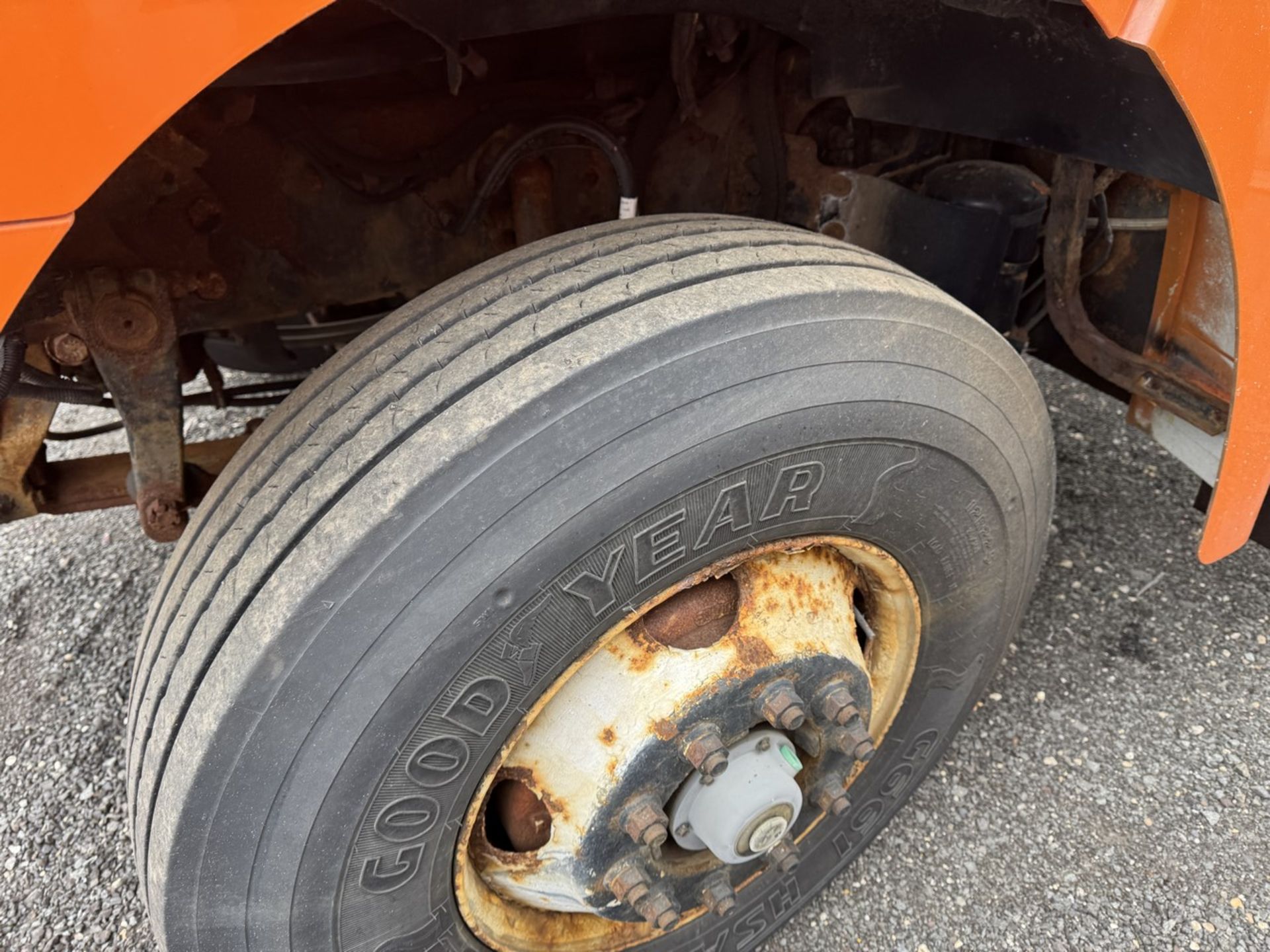 2004 Sterling Single Axle Dump (INOPERABLE) - Image 7 of 28