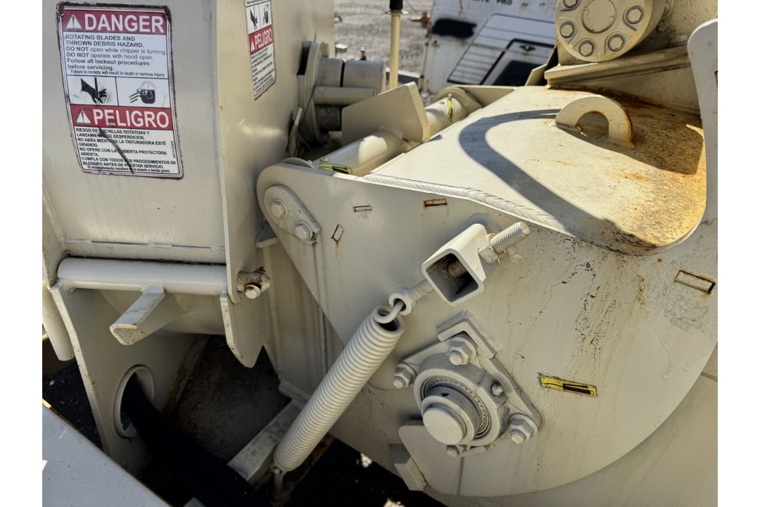 2016 Morbark Beever M12D Wood Chipper - Image 9 of 19