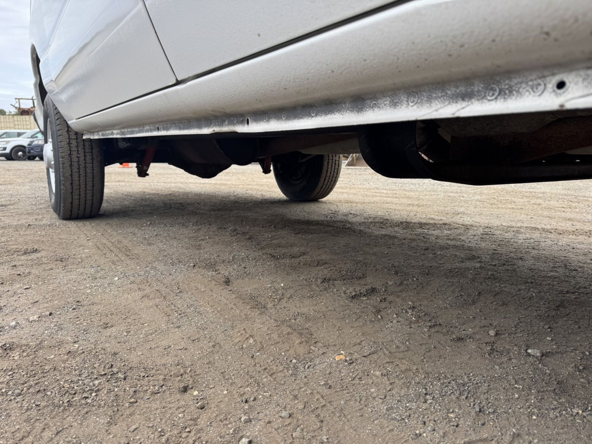 2008 Ford E-350 - Image 17 of 23