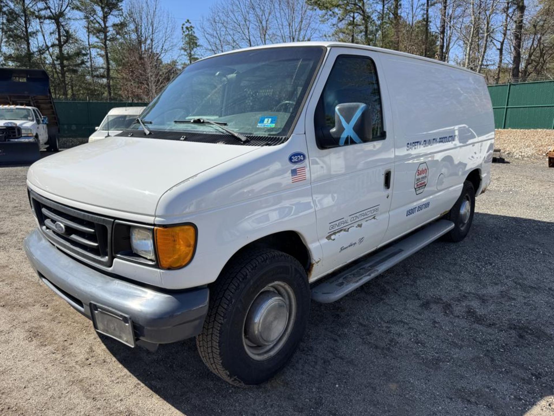 2006 Ford E-250 - Image 9 of 16