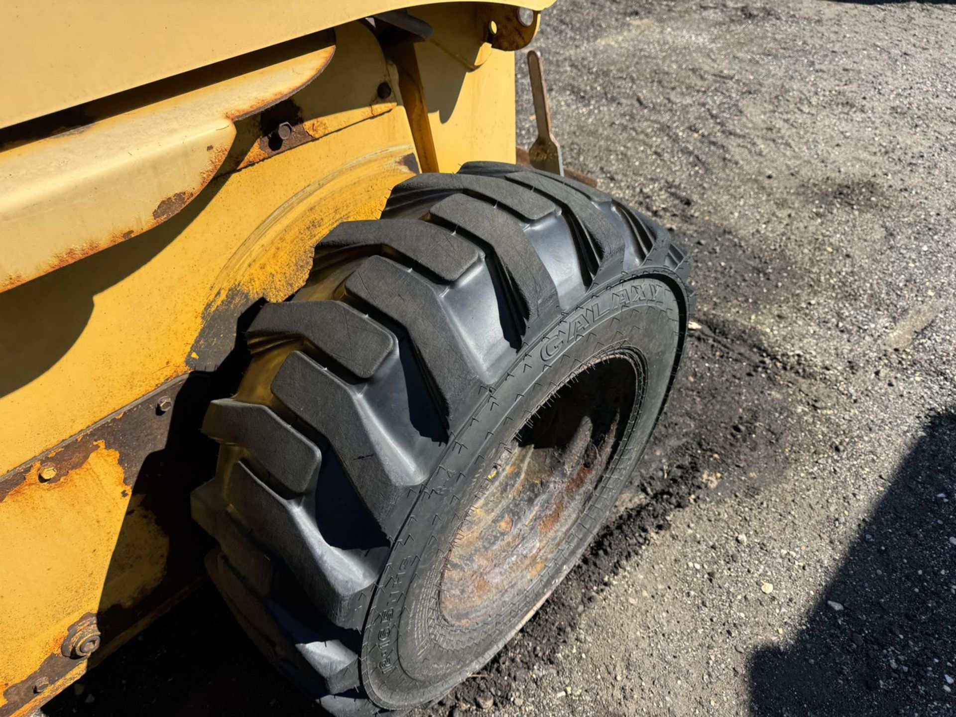 Gehl 5640 Skid Steer (INOPERABLE) - Image 12 of 21