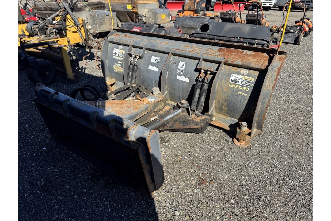 7’ Snow Plow Skid Steer Attachment - Image 3 of 5