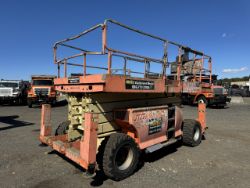 JLG 4394RT Rough-Terrain Scissor Lift 43’