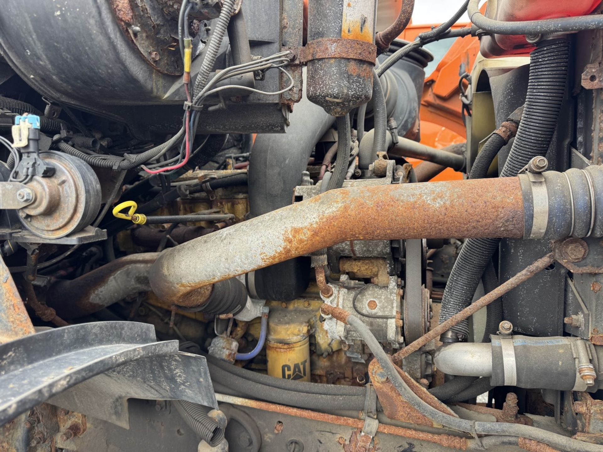 2004 Sterling Single Axle Dump (INOPERABLE) - Image 27 of 28