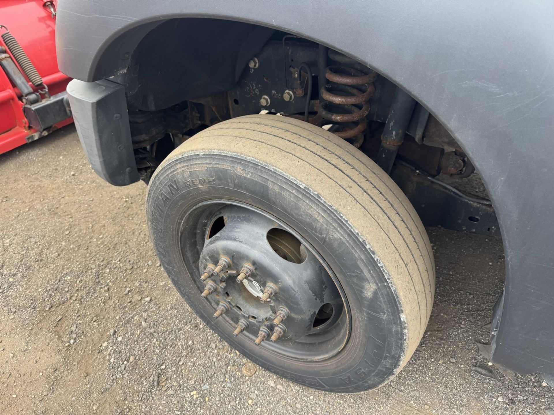 2016 Ford F-550 Mason Dump 4x4 w/ Plow and Salter - Image 32 of 39