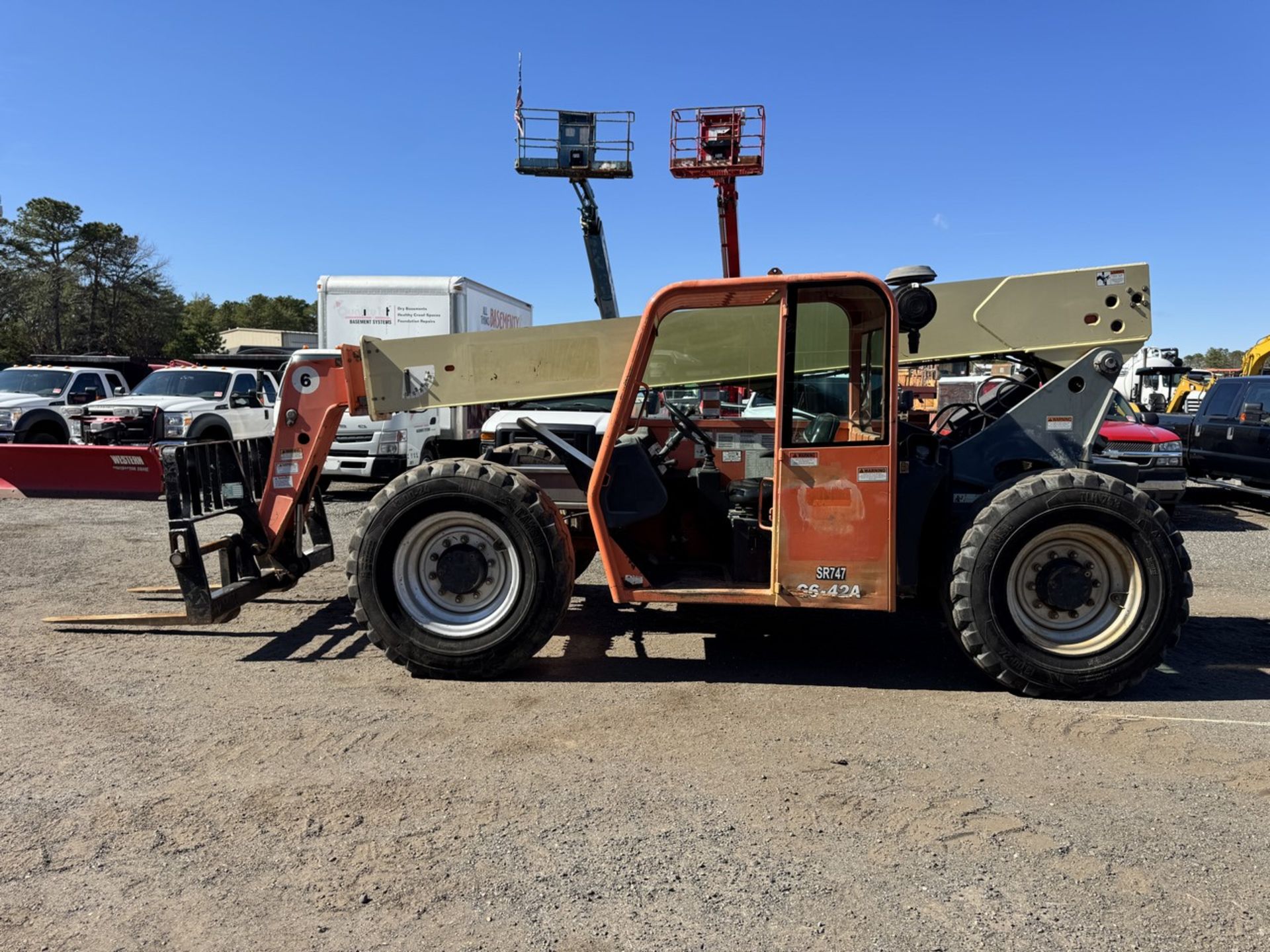 2005 JLG G6-42A Rough Terrain Telehandler 6,600lb - Image 15 of 41