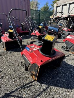 Toro Power Clear 721R Snow Blower