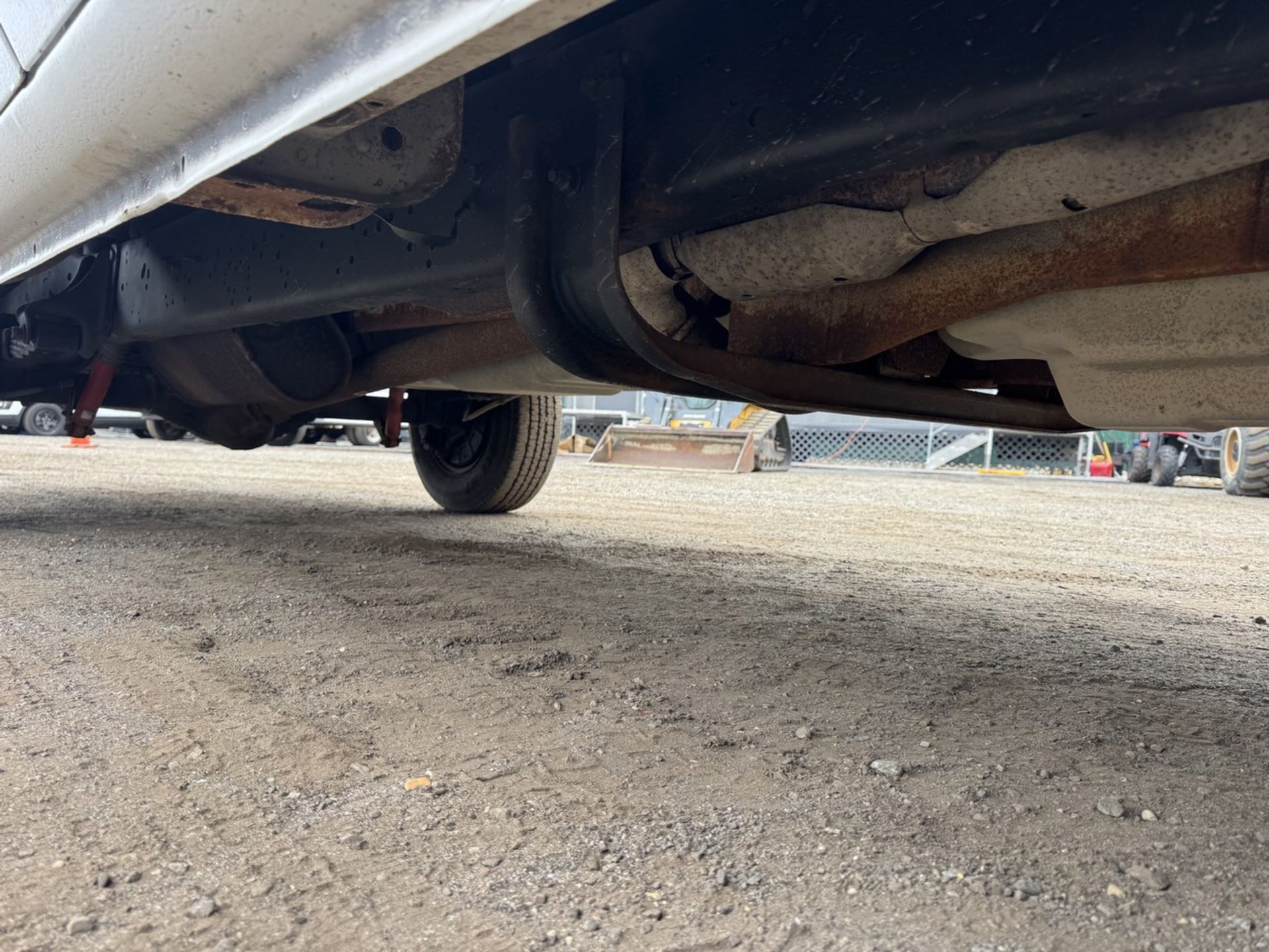 2008 Ford E-350 - Image 18 of 23
