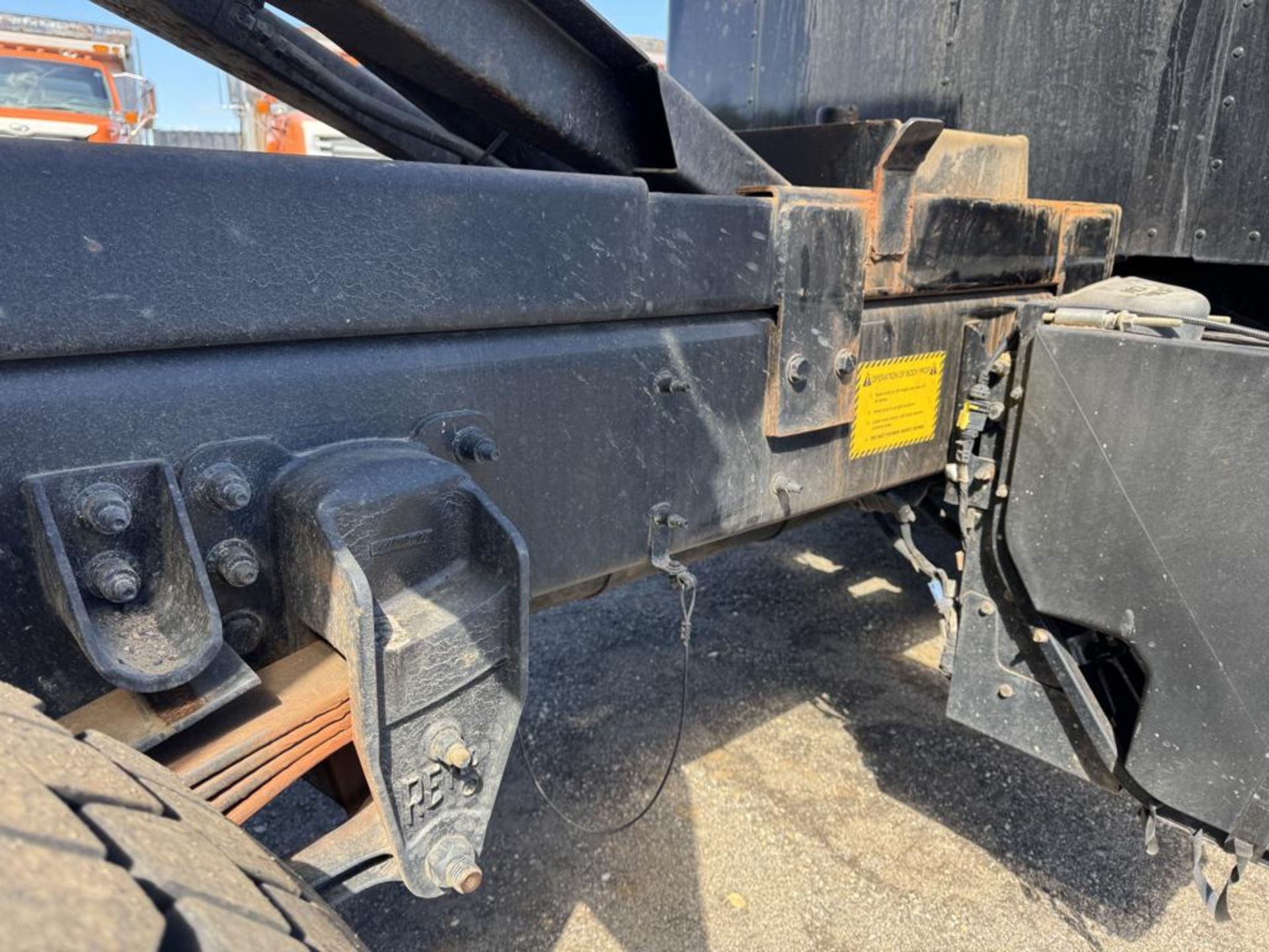 2020 Kenworth T370 Single Axle Dump 48k Original Miles - Image 27 of 46