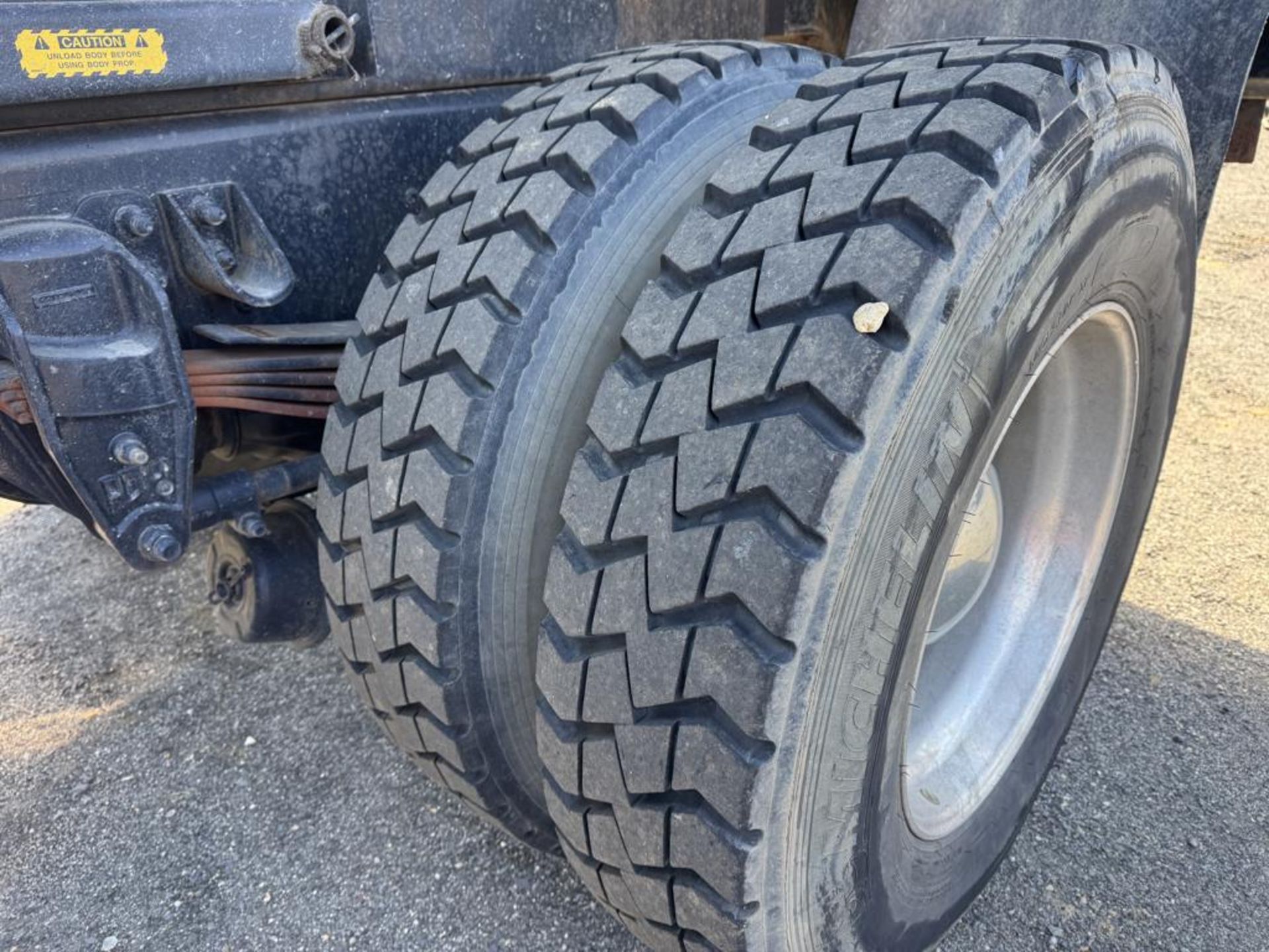 2020 Kenworth T370 Single Axle Dump 48k Original Miles - Image 21 of 46