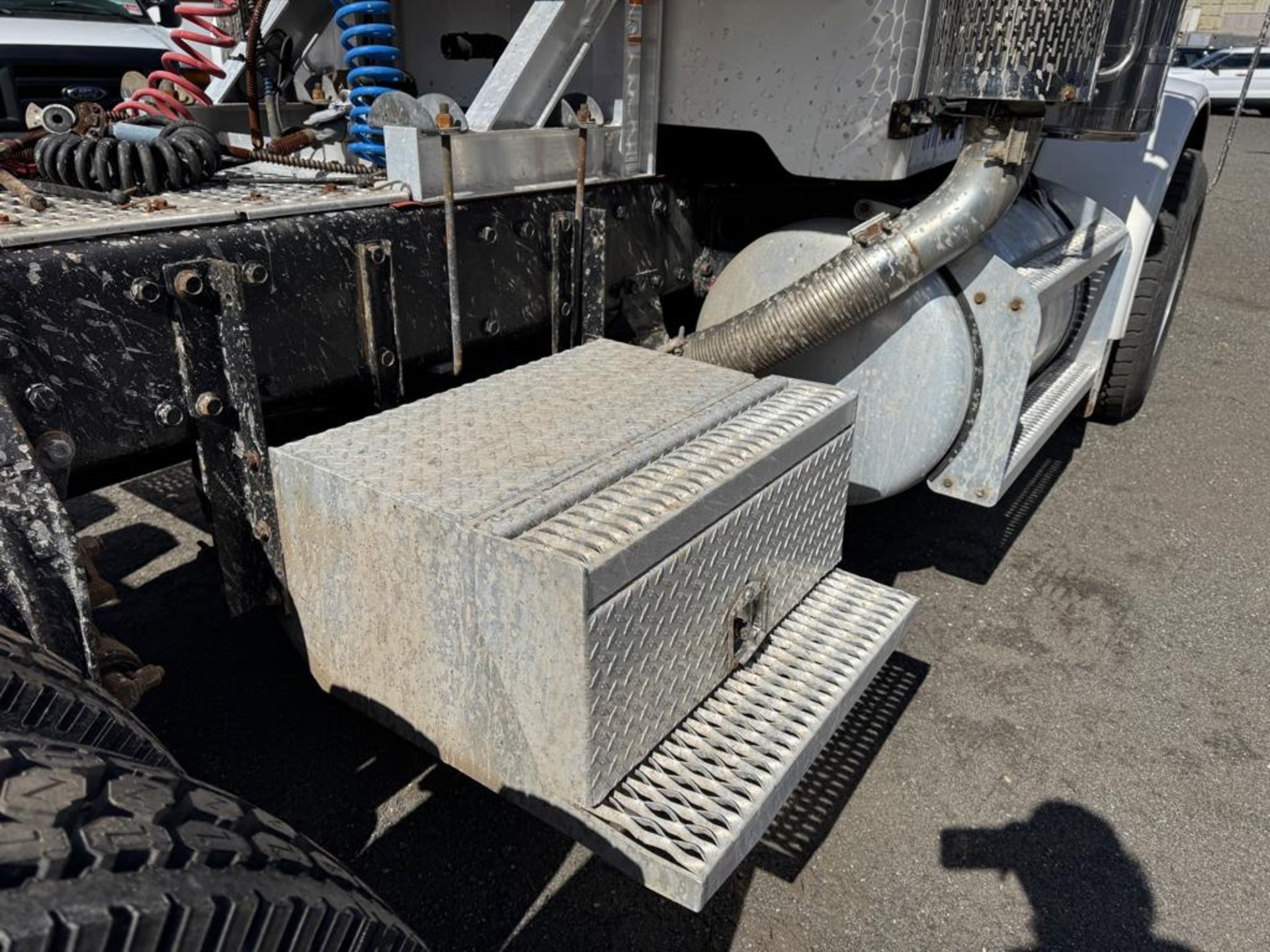 1988 Peterbilt 379 Day Cab Tandem - Image 24 of 46