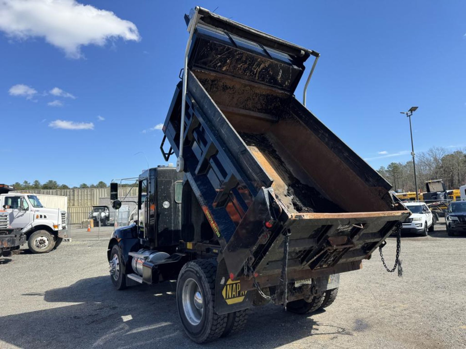 2020 Kenworth T370 Single Axle Dump 48k Original Miles - Image 10 of 46
